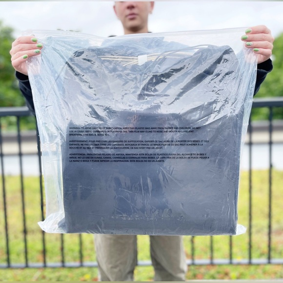 NWT Gold Telfar x Moose Knuckles Medium Bag - Picture 6 of 13